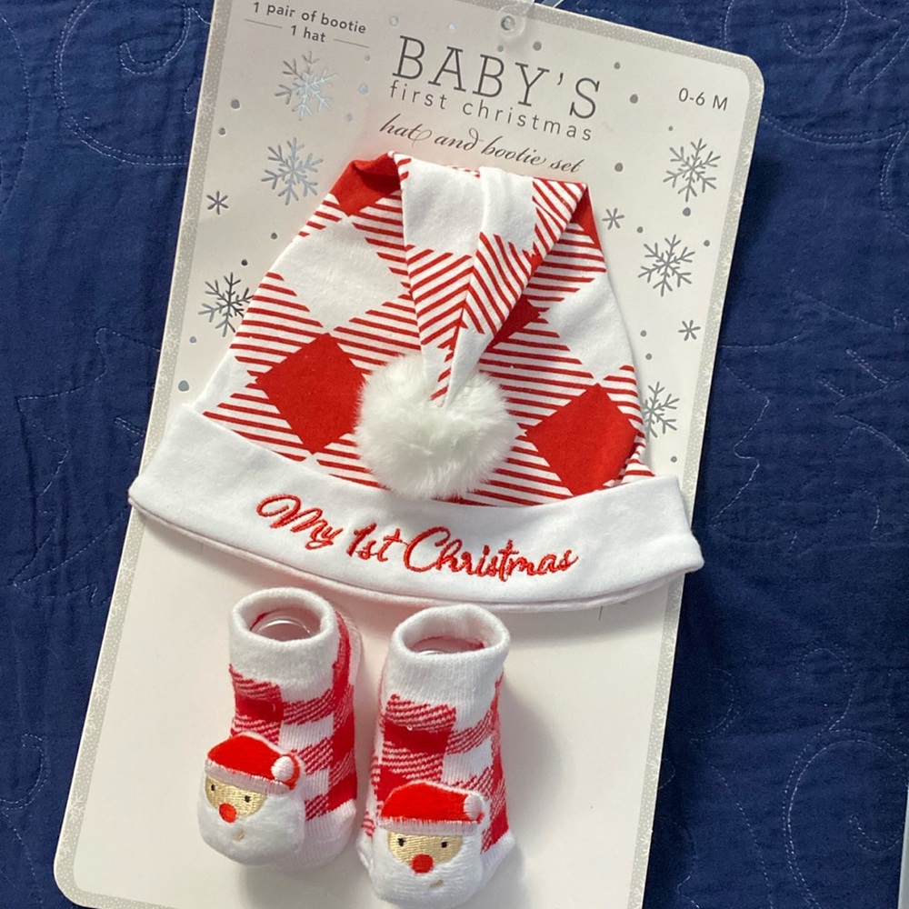 NWT Baby’s First Christmas Hat and Booties - Size 0-6M